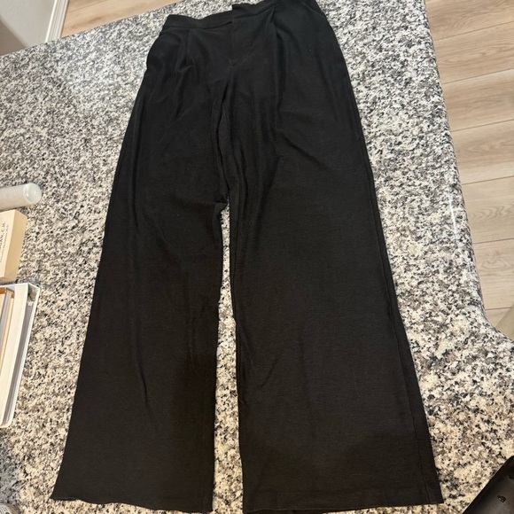 Vuori Elevation Trouser - Black Heather - Picture 8 of 9